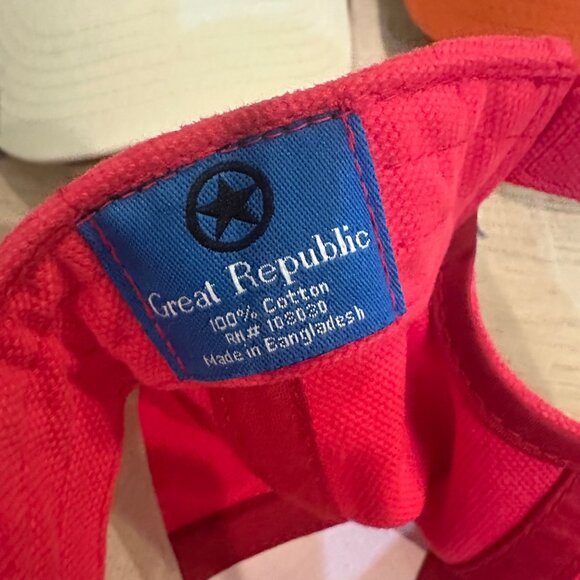 LOT OF 44 NEW BLANK HATS AND VISORS FOR EMBROIDERY VARIETY - Picture 13 of 14